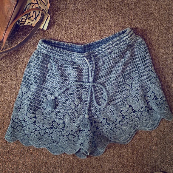 Abercrombie & Fitch Pants - Abercrombie & Fitch Shorts